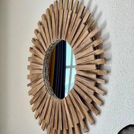 L'archipel De *